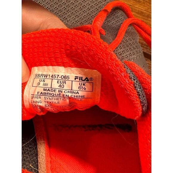 FILA Athletic Running Shoes Gray/‎ Orange Size 9 - Picture 2 of 10
